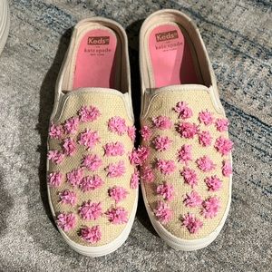 KEDS X KATE SPADE NEW YORK gently worn 9.5  pink Pom Poms on raffia.